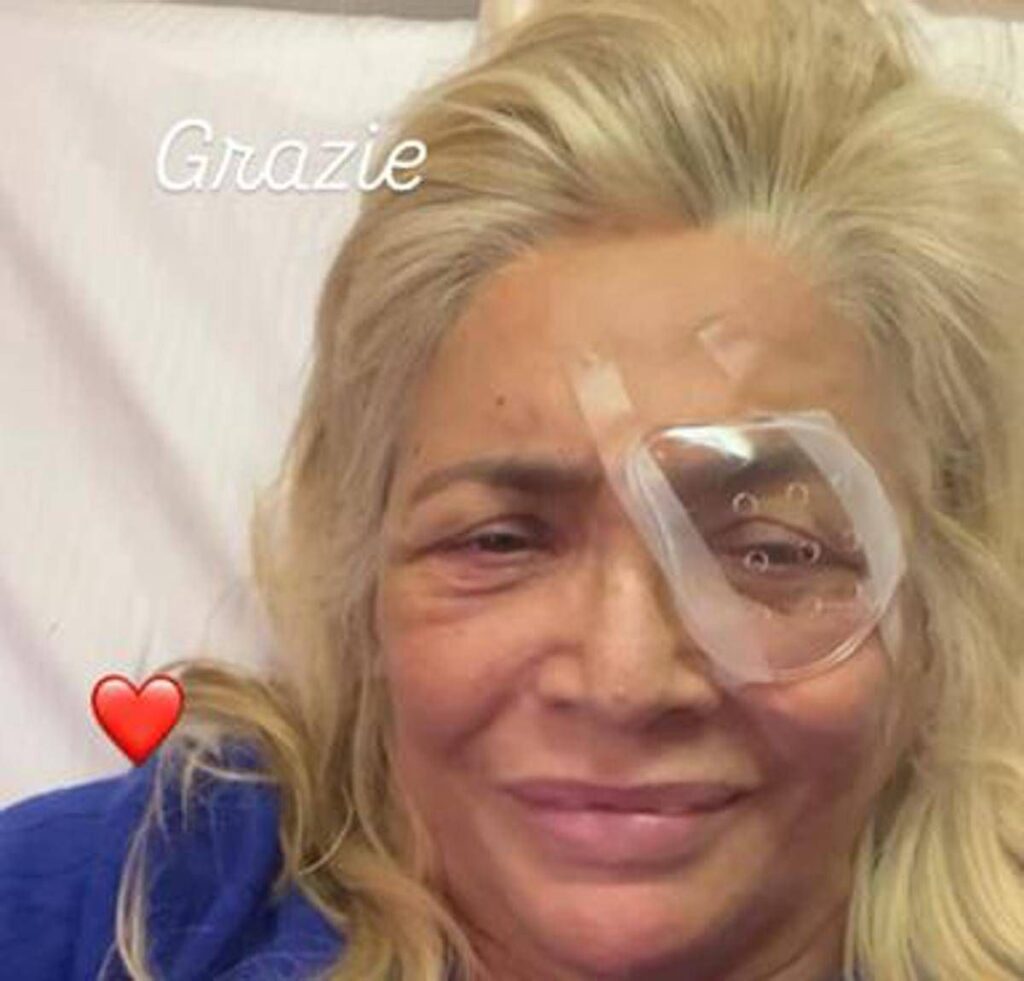 Mara Venier in ospedale e l’intervento all’occhio: “Chiudo l’anno così”