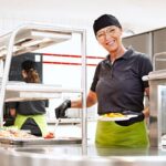 Natale 2025: Dussmann Service porta la magia delle feste anche a scuola con menù speciali per gli studenti