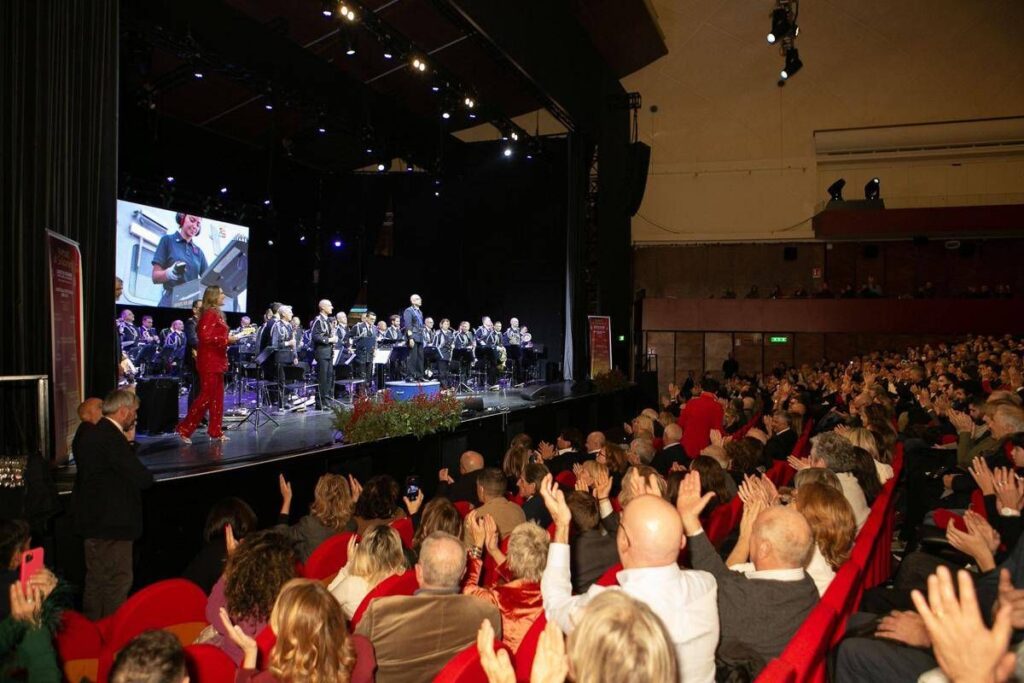 Natale di Solidarietà 2025: oltre 1.800 persone all’Auditorium della Conciliazione per sostenere il terzo settore