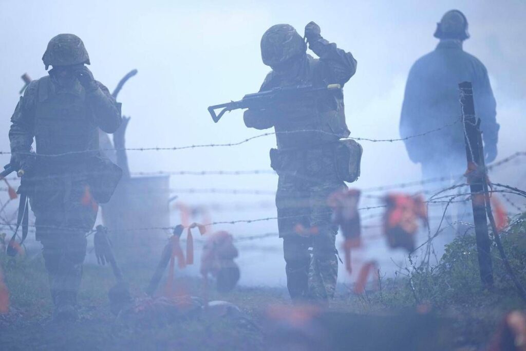 Russia, Londra avverte: “Dobbiamo essere pronti a mandare i nostri figli in guerra”