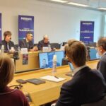 Ue, allarme Pro Vita e Vannacci: “Epidemia di transizioni sessuali tra i minori”