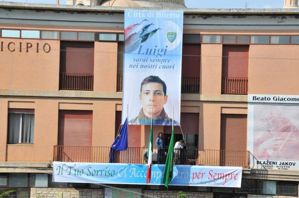 Afghanistan, padre caporalmaggiore morto in attentato: “Indignati per frasi Trump, uno sproloquio”