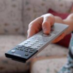 Ascolti tv, 29 gennaio: ‘Don Matteo’ su Rai1 domina con 23,4%