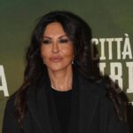 Ascolti tv, trionfa ‘A testa alta’: la serie di Canale 5 vola con il 25,2%