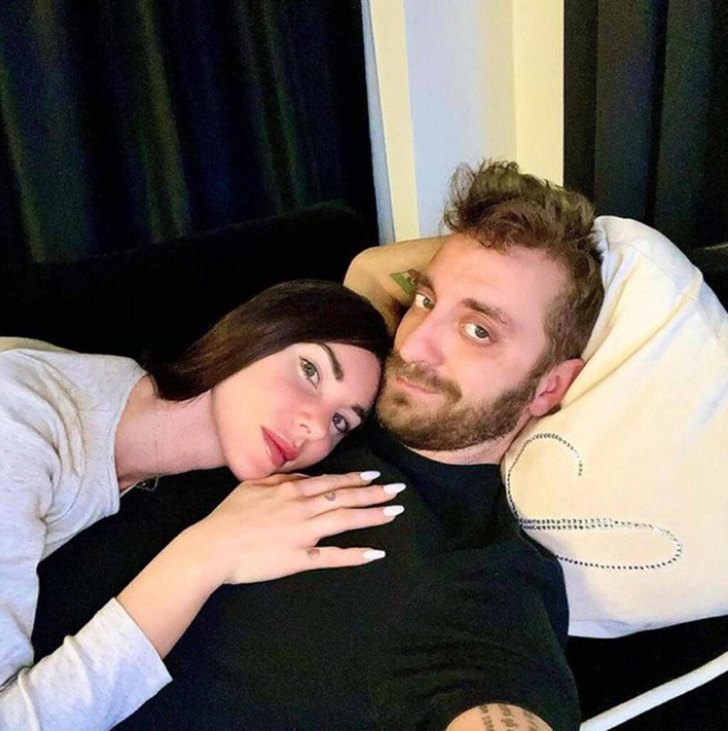 Bianca Atzei, il post social che ‘cancella’ Stefano Corti: lui replica così