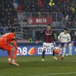 Bologna-Fiorentina 1-2, vittoria viola con dedica a Commisso