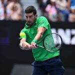 Djokovic sorride: “Grazie Sinner per avermi fatto vincere un match. Alcaraz? Spero di avere ancora benzina…”