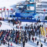 Gare sui fiumi ghiacciati, amicizia tra giovani di tutto il mondo – Impressioni della prima gara con dragon boat sul ghiaccio HIT-Cambridge-Oxford