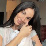 Giulia De Lellis, la vita da neo mamma: “Mi sento in colpa quando devo allontanarmi”