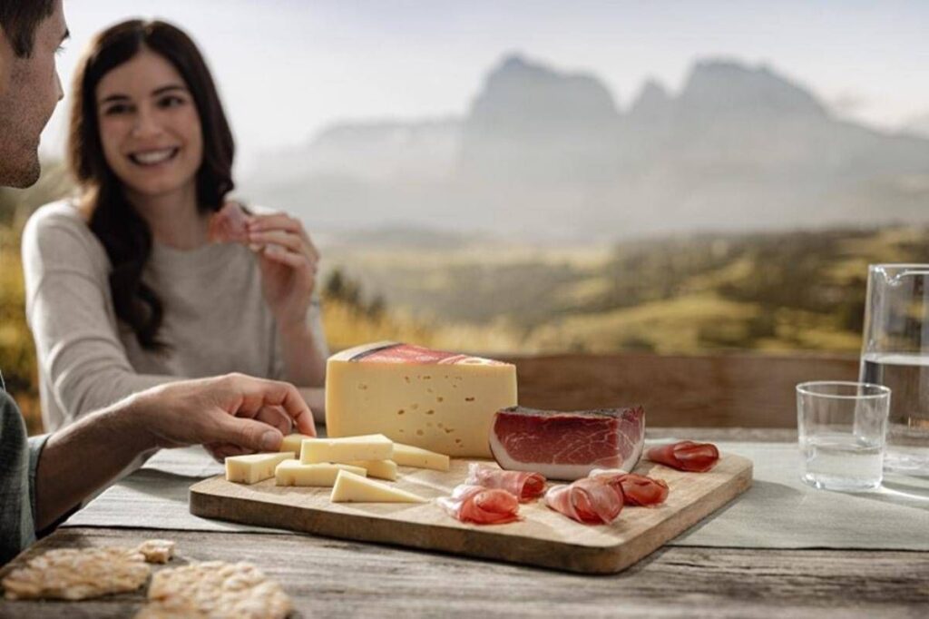 Il modo migliore per conservare i salumi e i formaggi stagionati