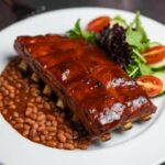 La carne di maiale ‘allunga la vita’ come i legumi, lo studio