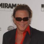 Mickey Rourke rischia lo sfratto e chiede aiuto ai fan: “Mi servono 59mila dollari”
