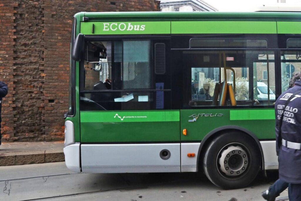 Mobilità, a Bologna un convegno su donne lavoratrici e utenti servizi trasporto