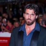 Non solo Can Yaman, almeno 7 vip tra fermi nel maxi-blitz per droga e prostituzione