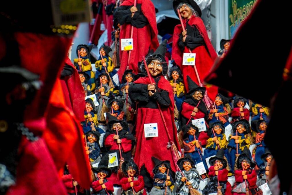 Non solo la Befana, dagli elfi ai Re Magi: come si festeggia l’Epifania nel mondo