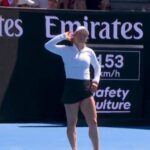 Pubblico fischia, lei vince e li ‘zittisce’: Putintseva contro tutti agli Australian Open