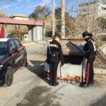 Roma, cadavere in cassonetto: forse un clochard morto per cause naturali