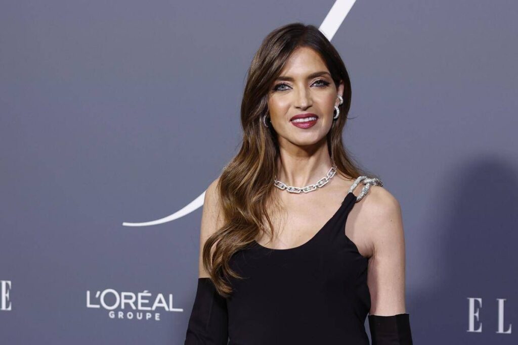 Sara Carbonero operata d’urgenza mentre è in vacanza: come sta la giornalista