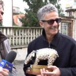 Striscia la Notizia, domani prima puntata: tapiro d’oro a Fiorello e De Filippi inviata