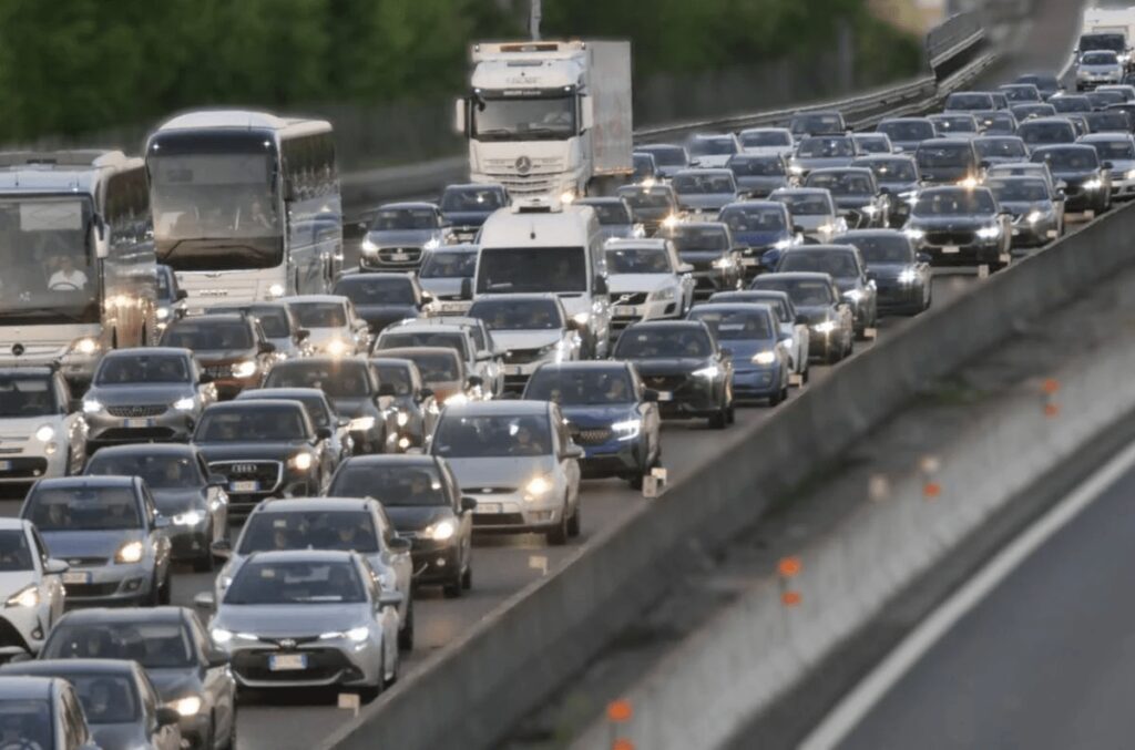 Tavolo Automotive, Assogasliquidi: “Bene annuncio Urso incentivi retrofit a gas per auto circolanti”