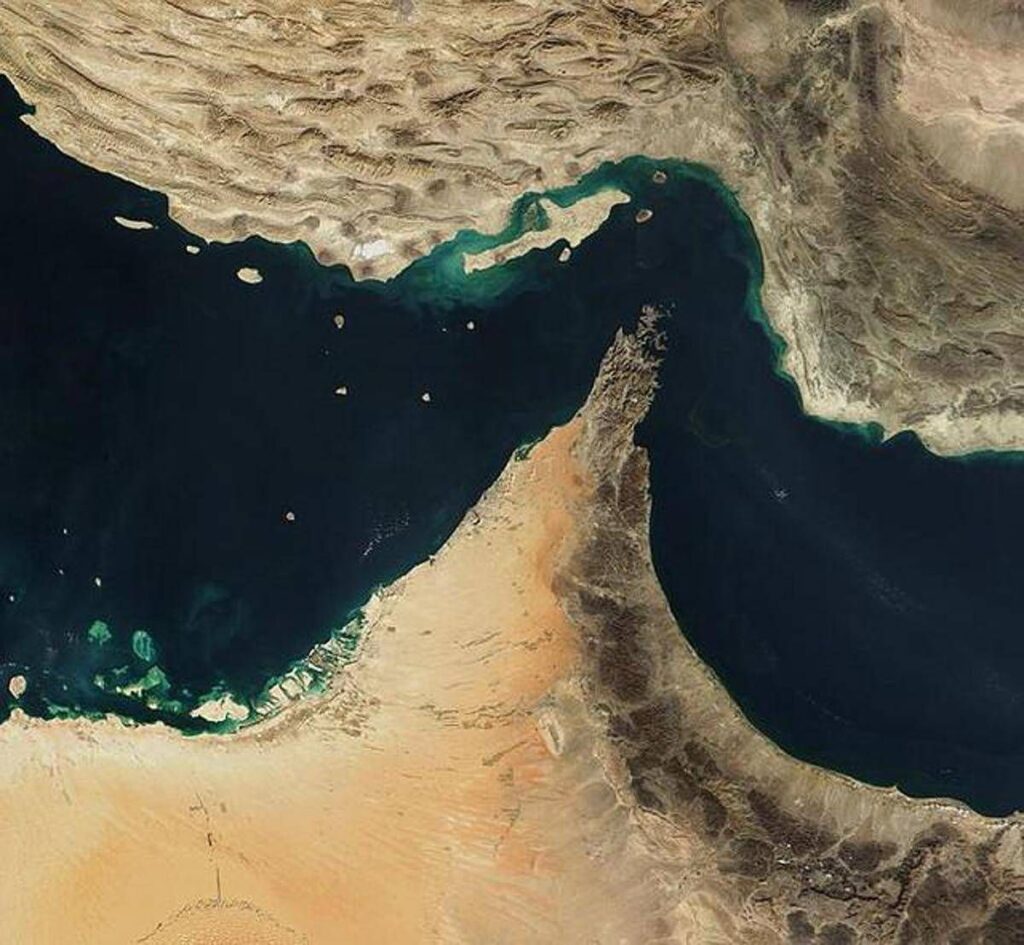 Torna la tensione su Hormuz: il ruolo dell’Iran e il rischio sull’energia