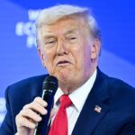 Trump a Davos, l’offerta finale per la Groenlandia: “Se dite no ce ne ricorderemo”