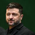 Ucraina, Zelensky: “Trump ci darà i Patriot”. Colloqui continuano oggi a Abu Dhabi