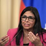 Venezuela, Rodriguez conferma negoziati su ambasciate: “Per ribadire condanna agli Usa”