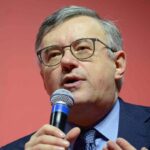 Zanichelli ammette l’errore di Barbero: il 7 ottobre non erano ‘coloni’ israeliani