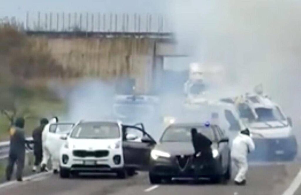 Brindisi, per l’assalto al portavalori caccia ad altri sei banditi in fuga