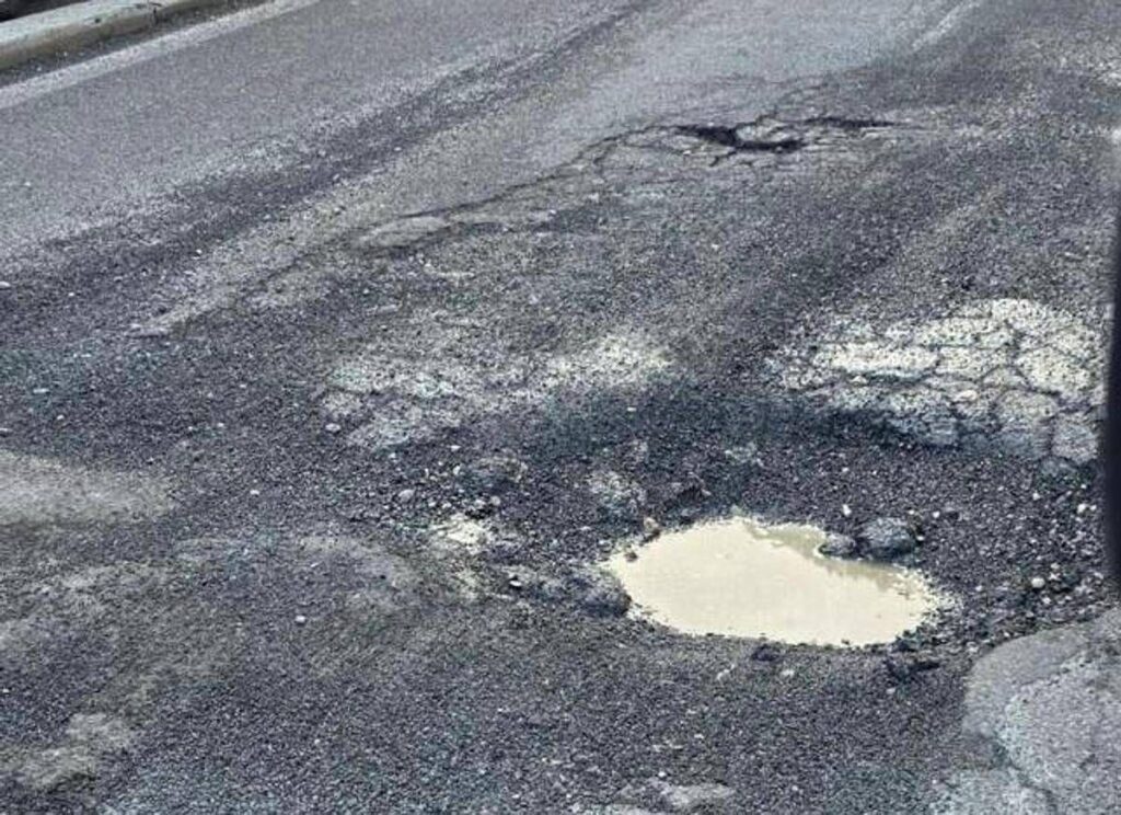 Buche su corsia preferenziale in via Gregorio VII a Roma, Segnalini: “Al via lavori per chiuderle”