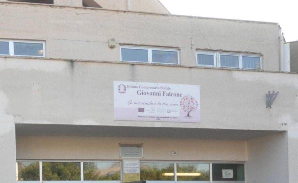 “Facevano la cresta sui fondi Ue”, la Procura europea chiede l’arresto di 16 docenti e manager italiani