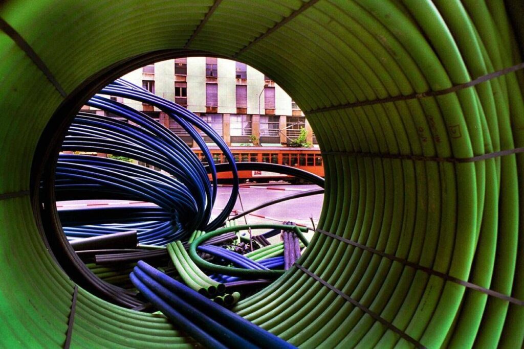 Fibra ottica, lo switch on fa bene al pil e all’occupazione: a che punto siamo?