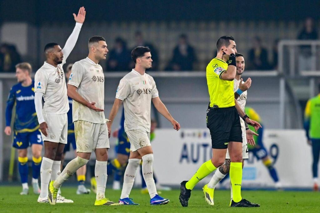 Hellas Verona-Napoli, gol Akpa Akpro da annullare? Cos’è successo al Bentegodi