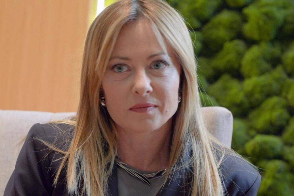 Italia-Africa, Meloni: “Cooperazione da pari a pari, no ad approccio paternalistico”
