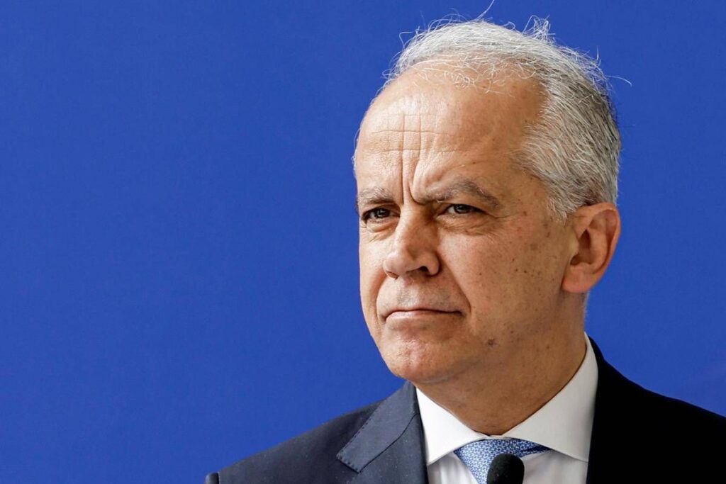 Migranti, Piantedosi: “Impugneremo sentenze Sea Watch”