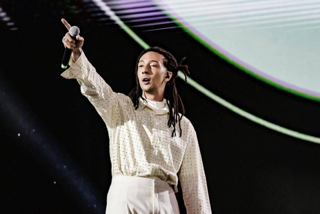 Milano Cortina, il presidente del Coni: “Post di Ghali? Polemiche ora fuori luogo”