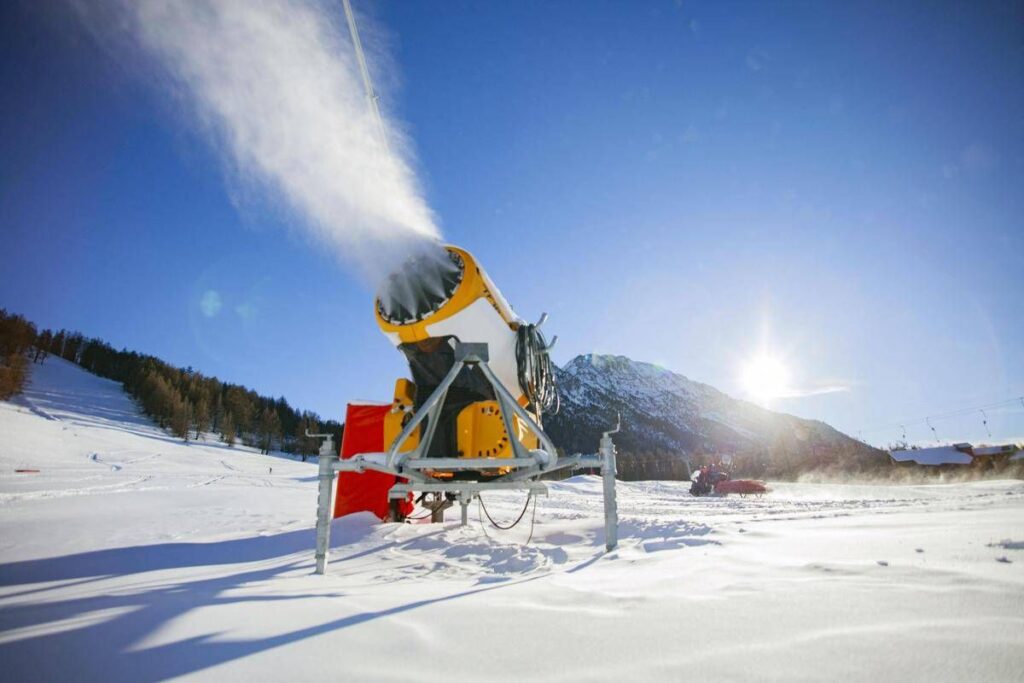 Neve artificiale tra pro e contro: “Non è tossica ma attenzione alle cadute”