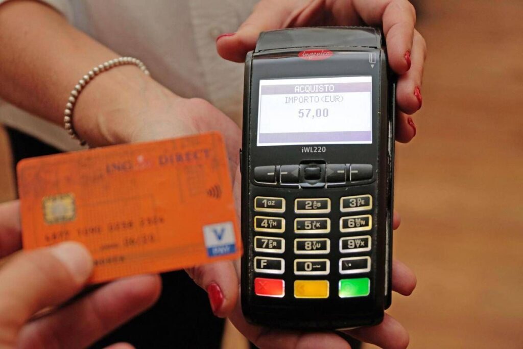 Pagamenti elettronici e trasmissione fiscale: ecco novità per gli esercenti