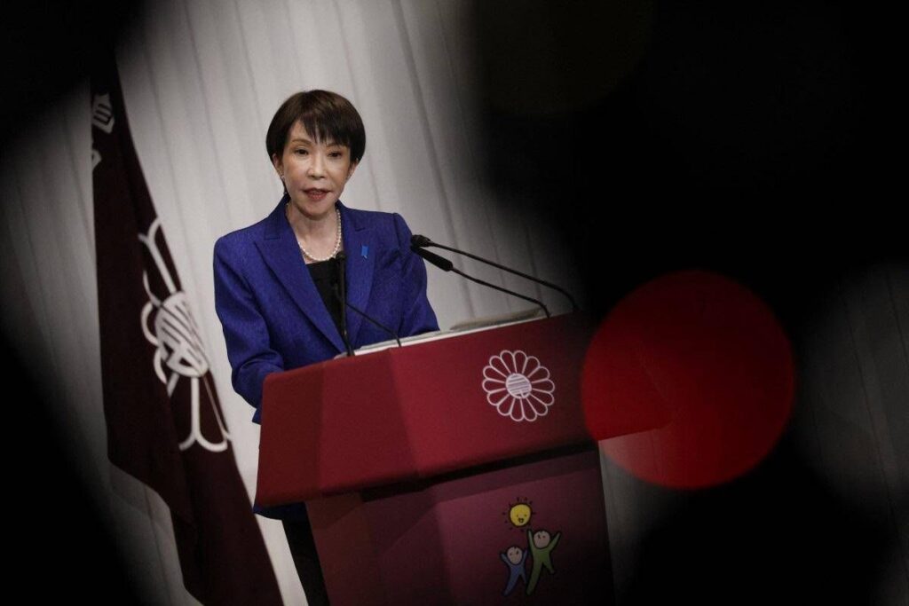 Sanae Takaichi, una ‘Lady di ferro’ tra abbracci con Trump e attriti con Xi