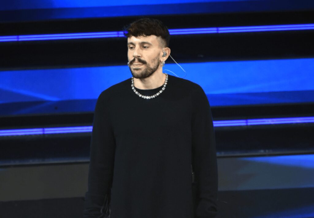 Sanremo 2026, Aiello chi è: la cover con Leo Gassmann