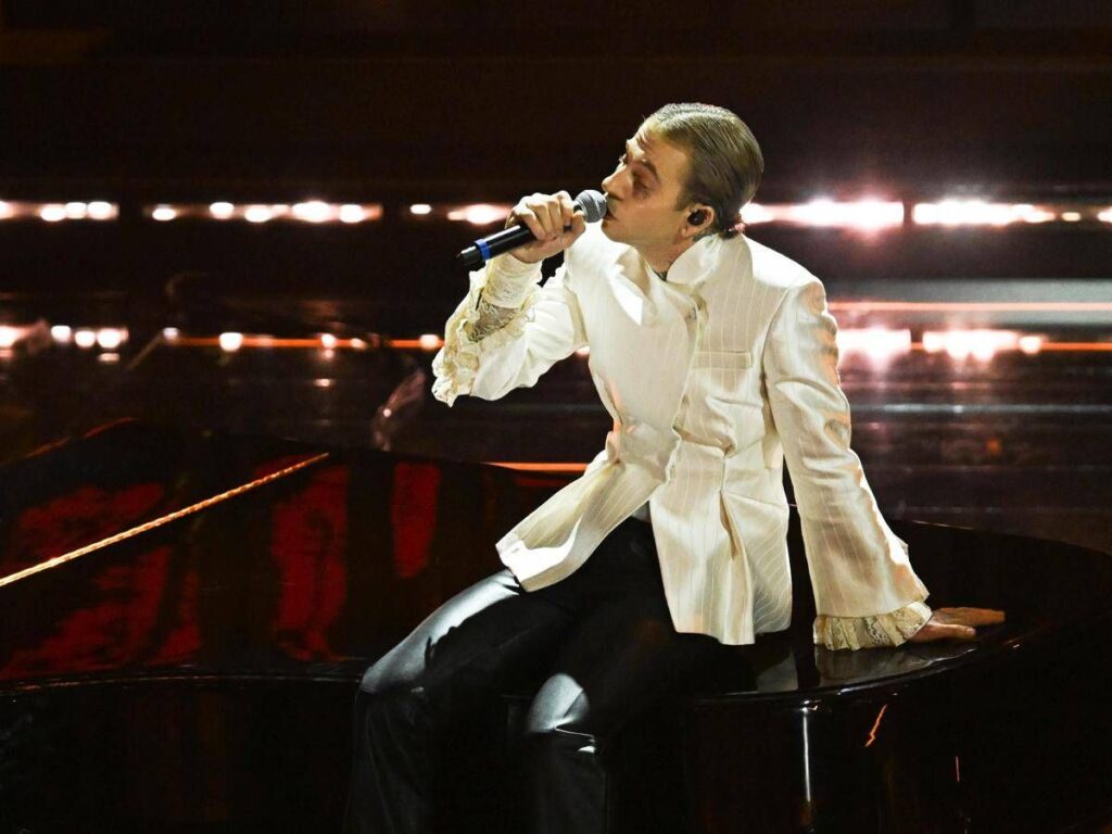 Sanremo 2026, Chiello chi รจ: il brano ‘Ti penso sempre’ e la polemica con Morgan