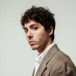 Sanremo 2026, Fulminacci: “Torno per divertirmi, il quinto posto è l’ideale”