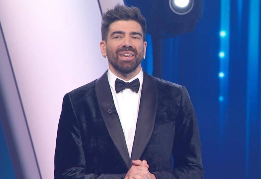 Sanremo, Gazzoli debutta all’Ariston per le nuove proposte: “Che emozione”