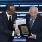 Sanremo, Mogol riparte su elicottero vigili del fuoco: è polemica. Lui: “Viaggio è andato benissimo”