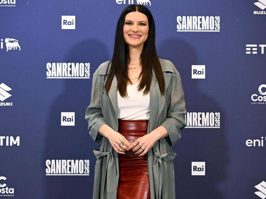 Sanremo, sorpresa per Laura Pausini prima del debutto: il gesto della figlia