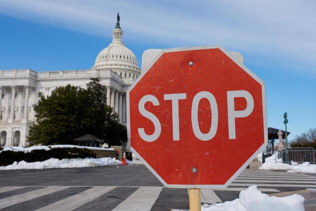 Shutdown parziale in Usa durerĂ almeno altri due giorni
