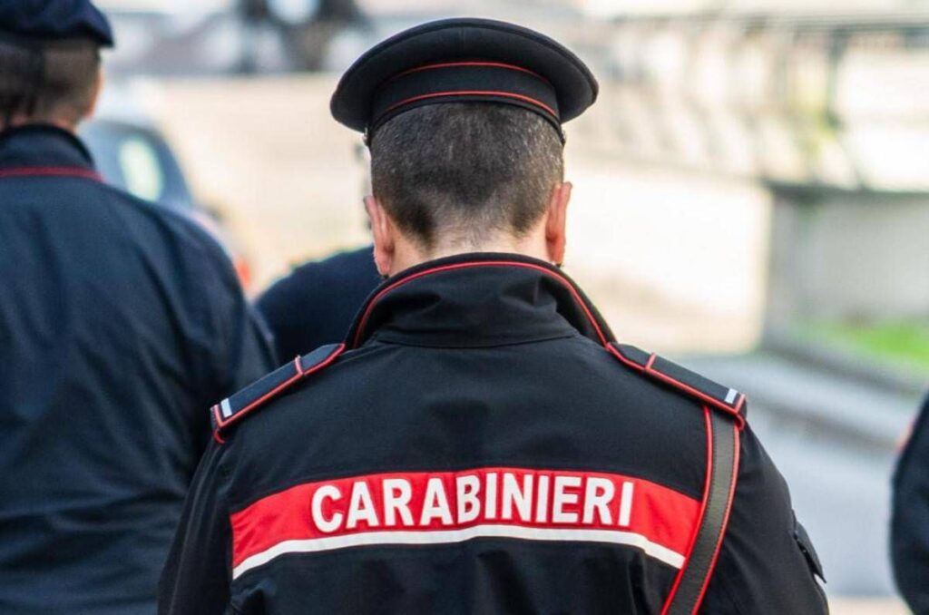 Siena, follia prima del funerale della moglie di Moggi: aggredito il parroco