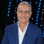 Stasera torna ‘Taratata’ con Paolo Bonolis, gli ospiti e dove vedere lo show
