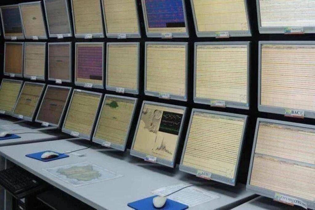 Terremoto oggi ai Campi Flegrei, forte scossa avvertita dalla popolazione: magnitudo 3.5